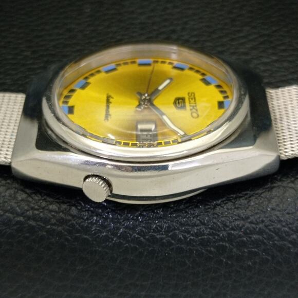 Vintage 1989 Seiko Automatic Mens Silver Watch W/daydate & Gold accents - Picture 5 of 10